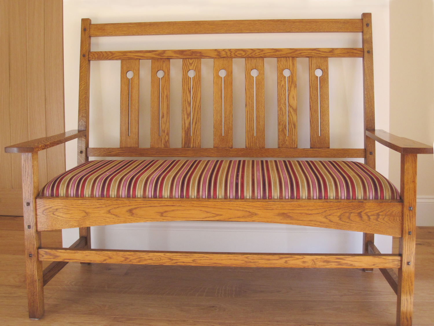 Heritage Bench Heritage Bench